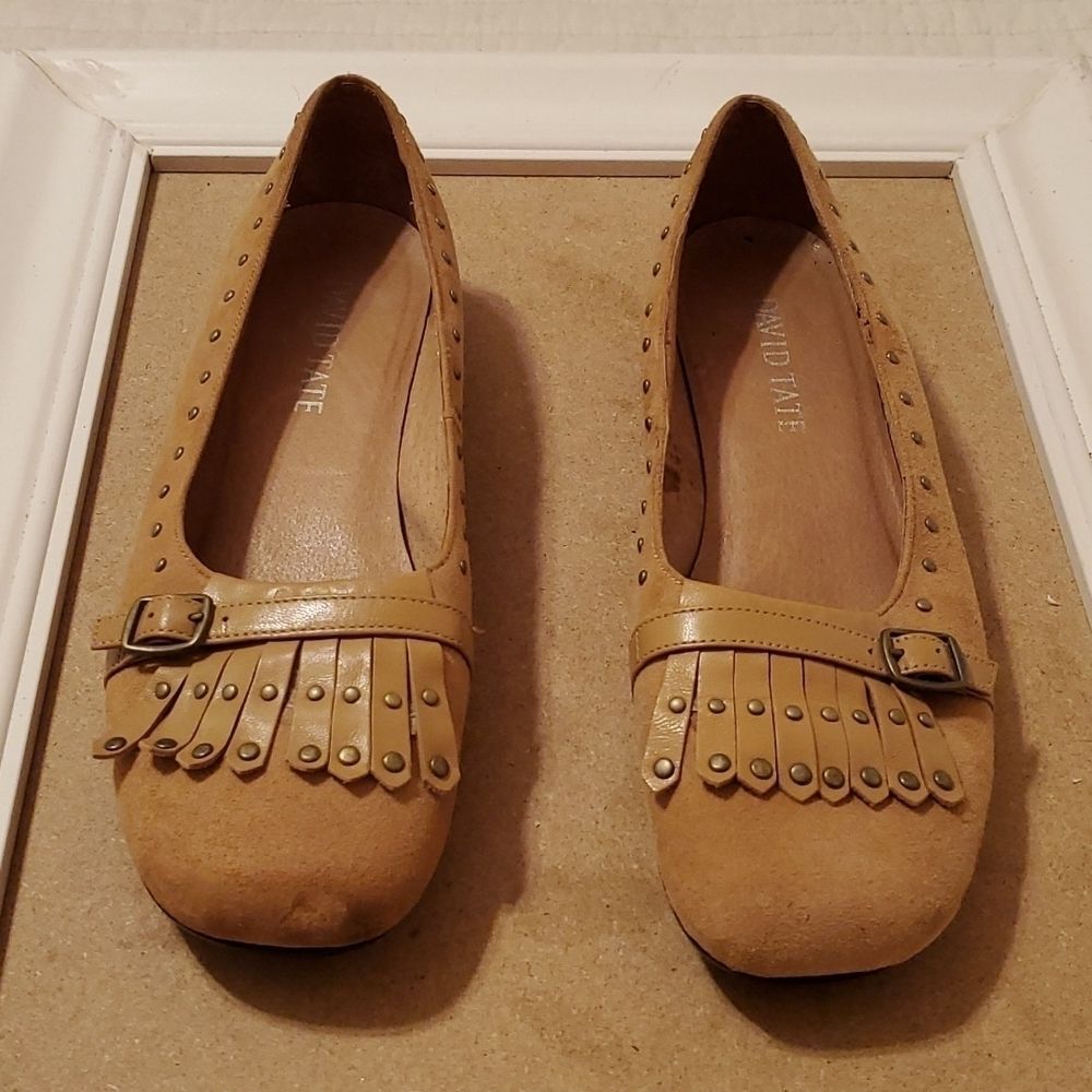 David Tate Jam Tan Suede Studded Loafers Driving Flats Size 9 Read Flaw